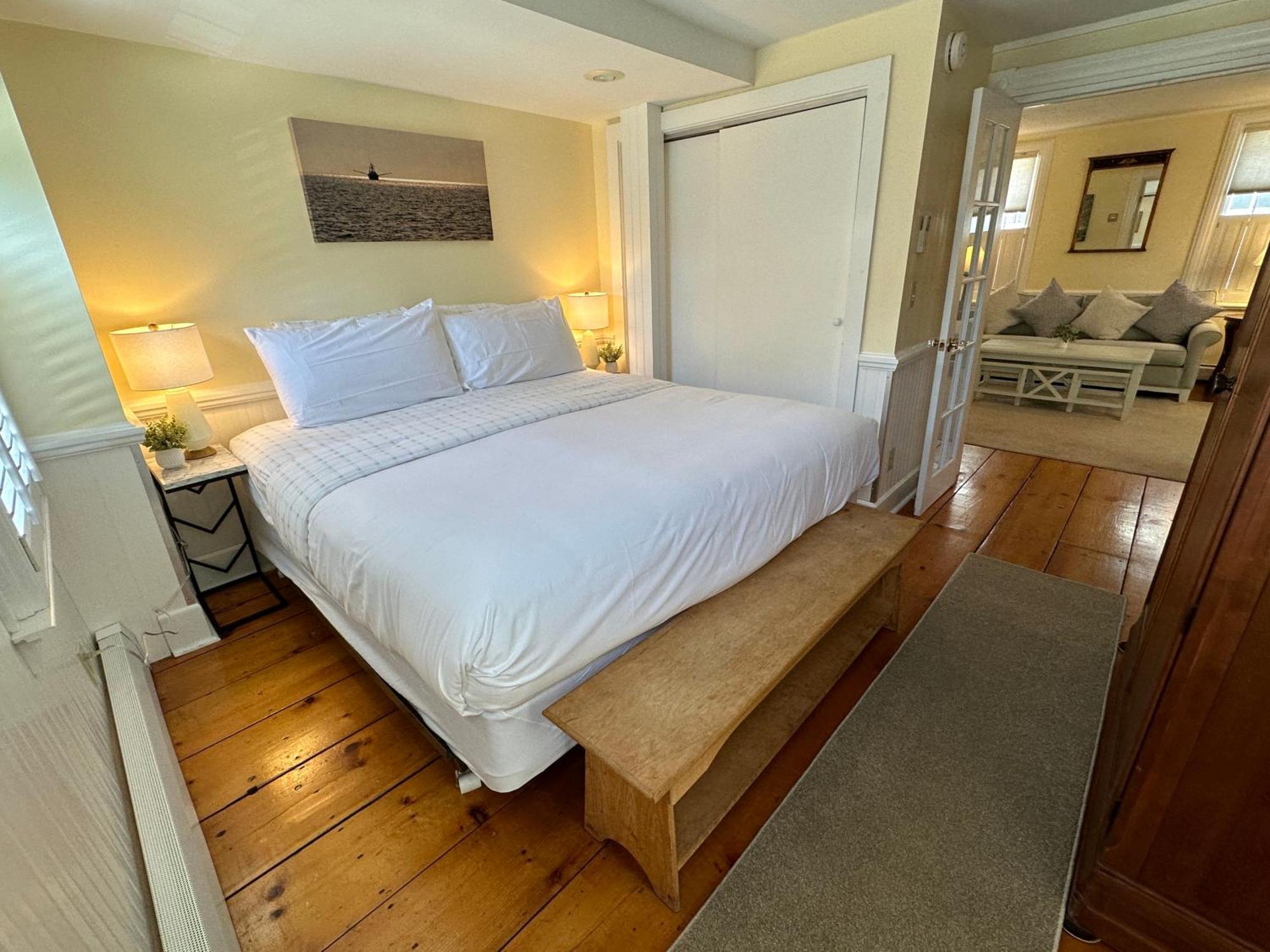 Entire Historic 5 Bed 5 Bath Inn Sleeps 17 Torre di Torre di Newport Esterno foto